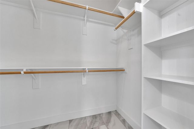1035 W 24th Street, Houston, TX 77008