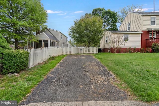 1053 COLUMBIA RD, Hagerstown, MD 21742