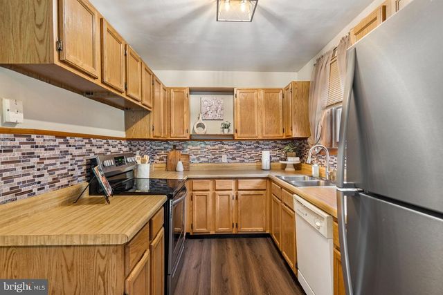 1053 COLUMBIA RD, Hagerstown, MD 21742