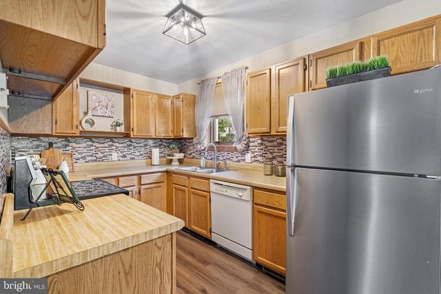 1053 COLUMBIA RD, Hagerstown, MD 21742