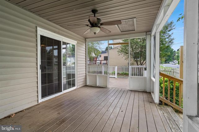 1053 COLUMBIA RD, Hagerstown, MD 21742