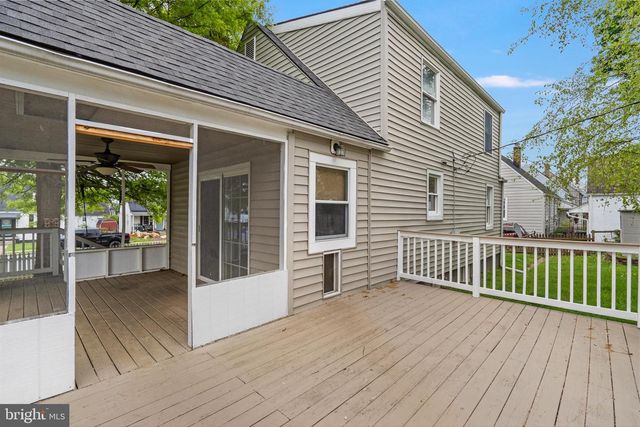 1053 COLUMBIA RD, Hagerstown, MD 21742
