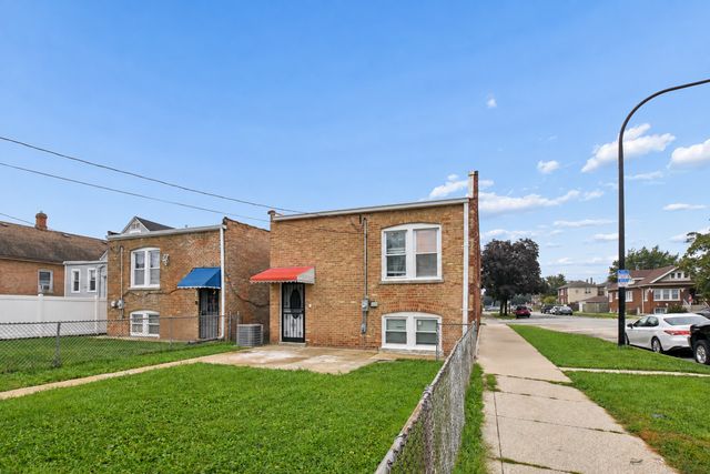 1801 S 58th Avenue, Cicero, IL 60804