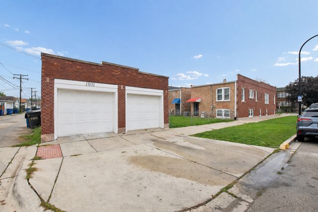 1801 S 58th Avenue, Cicero, IL 60804