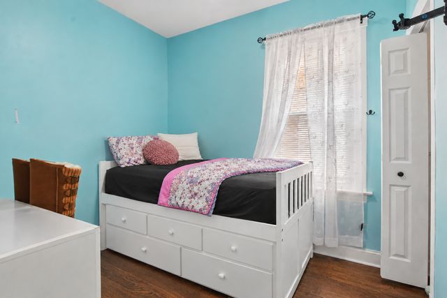 1801 S 58th Avenue, Cicero, IL 60804
