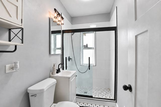 1801 S 58th Avenue, Cicero, IL 60804