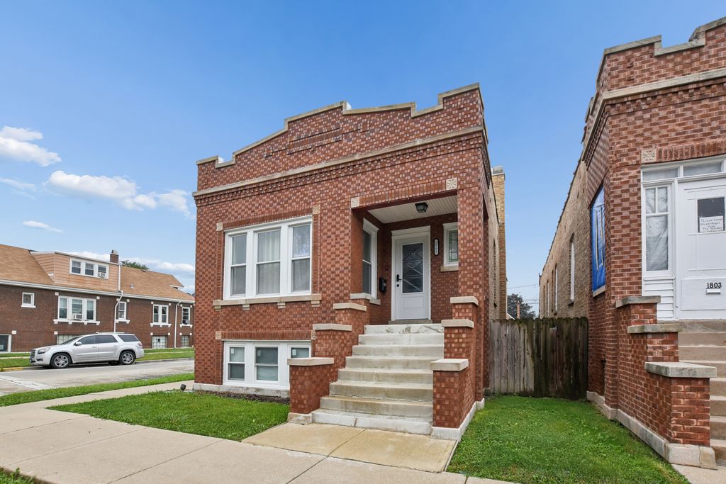 1801 S 58th Avenue, Cicero, IL 60804