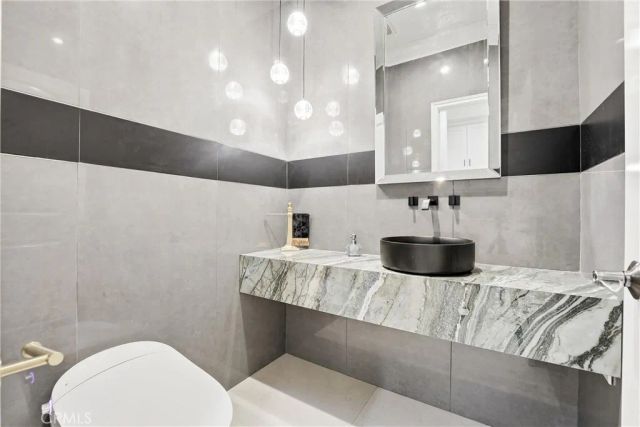 3 Fallow, Ladera Ranch, CA 92694