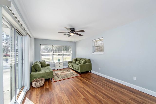 707 Edgewood Dr, Thibodaux, LA 70301