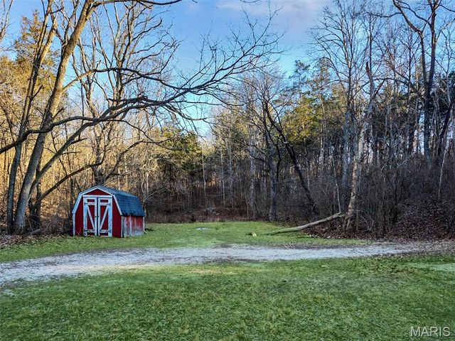 8650 Girl Scout Road, Pevely, MO 63070