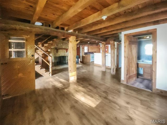 8650 Girl Scout Road, Pevely, MO 63070