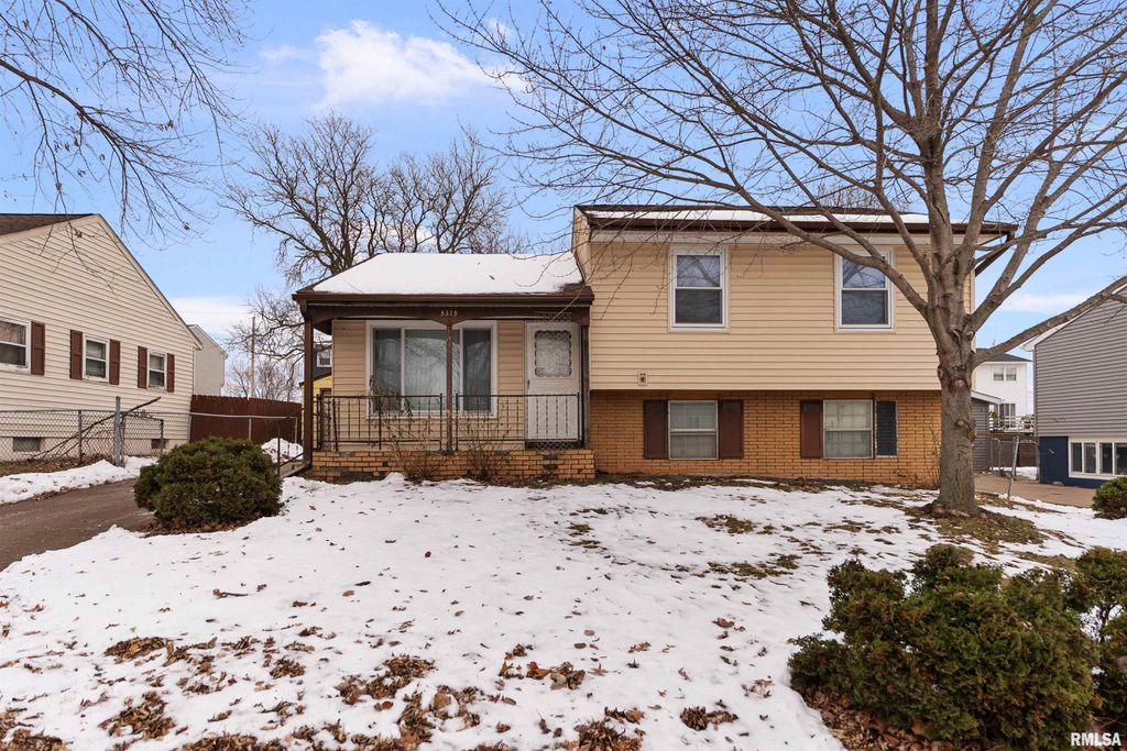 5335 DAVIE Street, Davenport, IA 52806