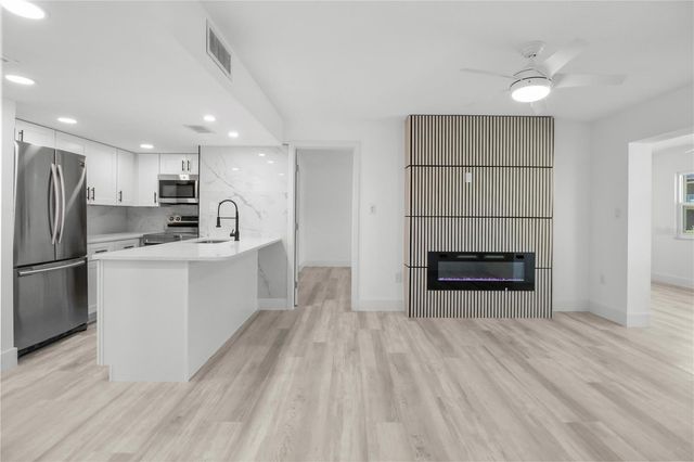 4754 MARINE PARKWAY 103, New Port Richey, FL 34652