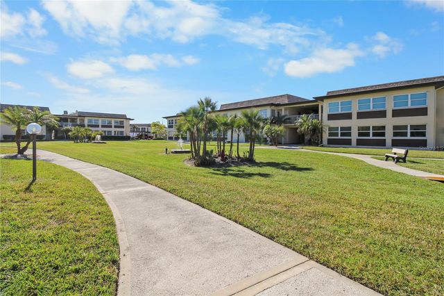 4754 MARINE PARKWAY 103, New Port Richey, FL 34652