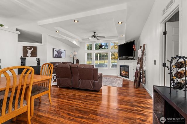 12742 118th Avenue SE, Rainier, WA 98576