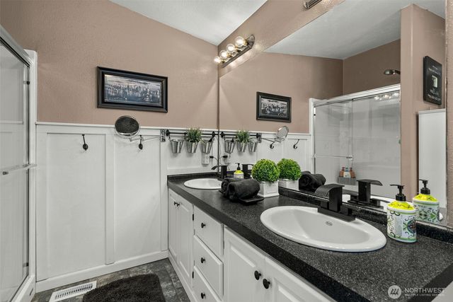 12742 118th Avenue SE, Rainier, WA 98576