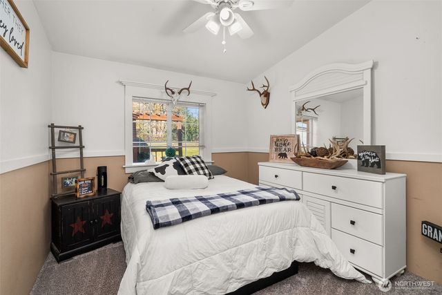 12742 118th Avenue SE, Rainier, WA 98576