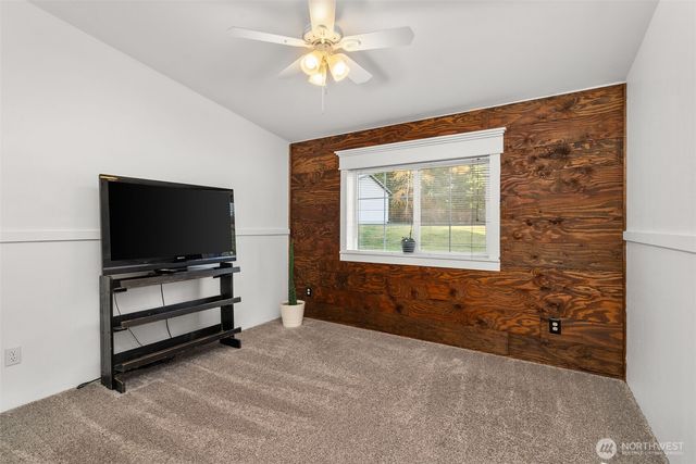 12742 118th Avenue SE, Rainier, WA 98576