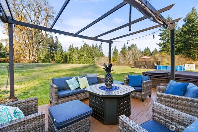 12742 118th Avenue SE, Rainier, WA 98576