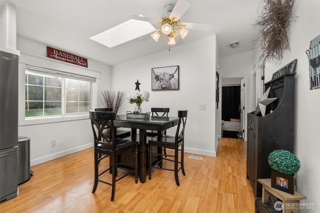 12742 118th Avenue SE, Rainier, WA 98576