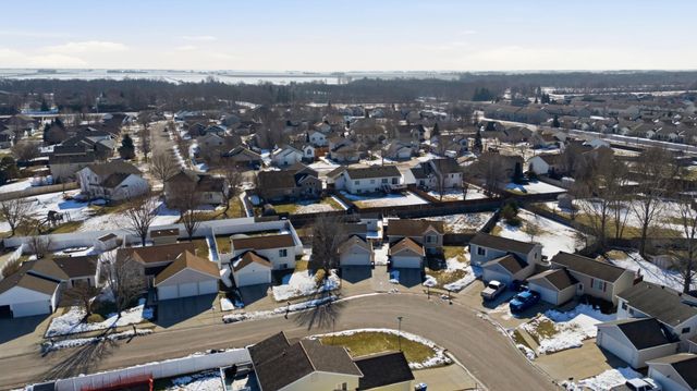 5556 18th Street S, Fargo, ND 58104