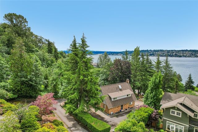 8114 W Mercer Way, Mercer Island, WA 98040