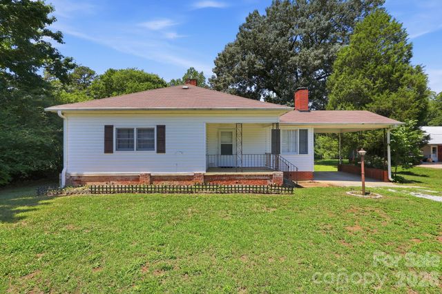 2747 Old Mocksville Road, Salisbury, NC 28144