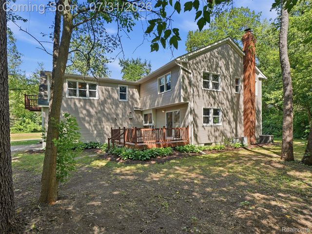 25980 Lyman Lane, Lyon Charter Township, MI 48165