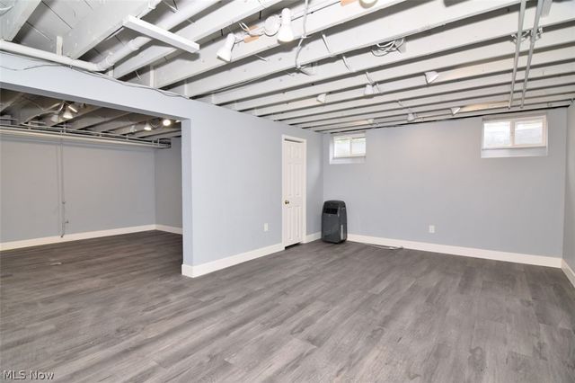 381 Hickory Hill Road, Chagrin Falls, OH 44022