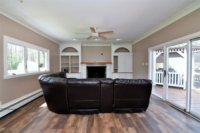 381 Hickory Hill Road, Chagrin Falls, OH 44022
