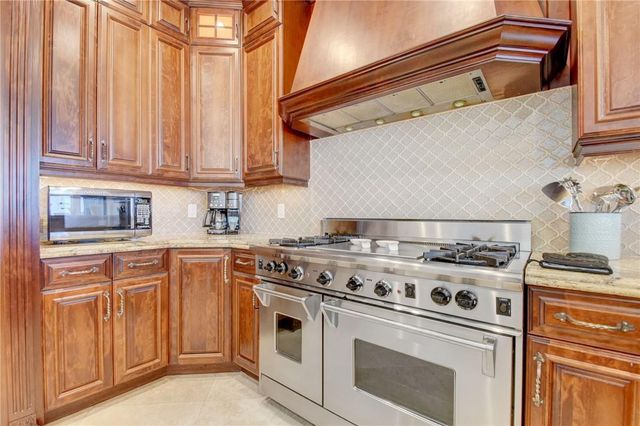 1320 S LAKESIDE Drive, Lake Worth Beach, FL 33460
