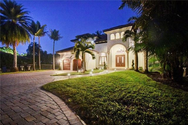 1320 S LAKESIDE Drive, Lake Worth Beach, FL 33460