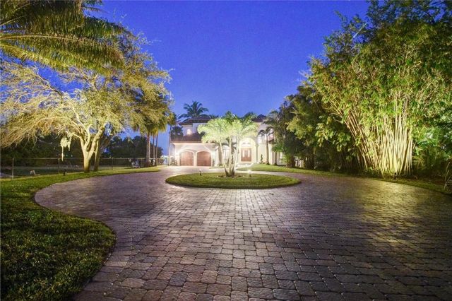 1320 S LAKESIDE Drive, Lake Worth Beach, FL 33460