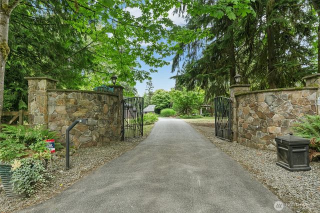 17702 244th Avenue NE, Woodinville, WA 98077