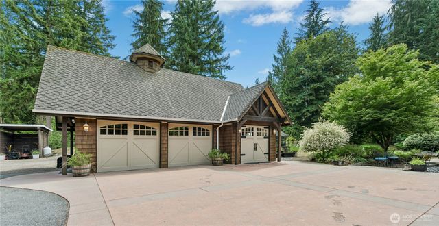 17702 244th Avenue NE, Woodinville, WA 98077