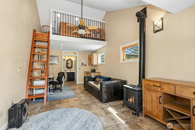 17702 244th Avenue NE, Woodinville, WA 98077