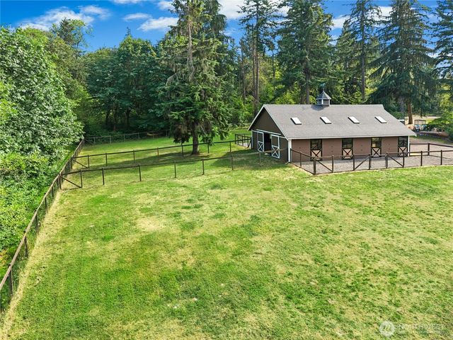17702 244th Avenue NE, Woodinville, WA 98077