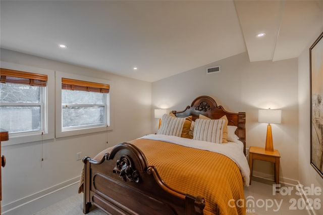 66 Fox Trot Lane, Tryon, NC 28782