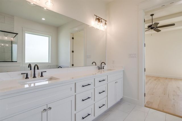 115 Esther Court, Millsap, TX 76066