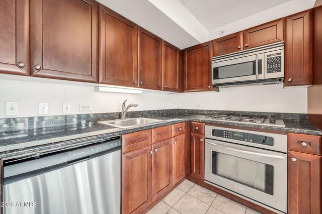 4808 N 24TH Street 202, Phoenix, AZ 85016