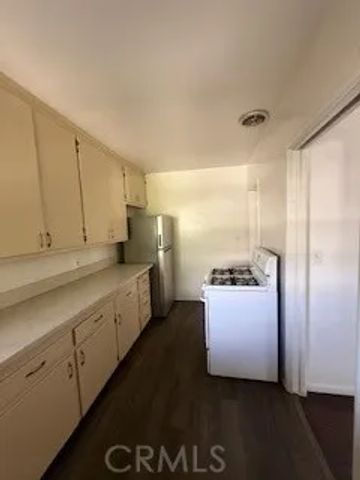 634 Glenwood Road 15, Glendale, CA 91202