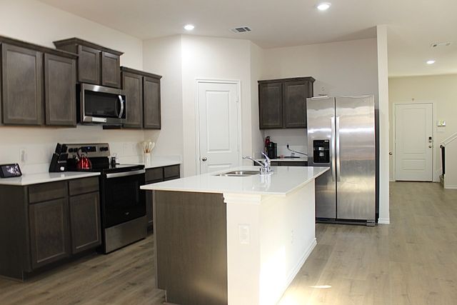 821 Country Road, Royse City, TX 75189