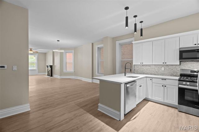 3325 Minnesota Avenue, St Louis, MO 63118