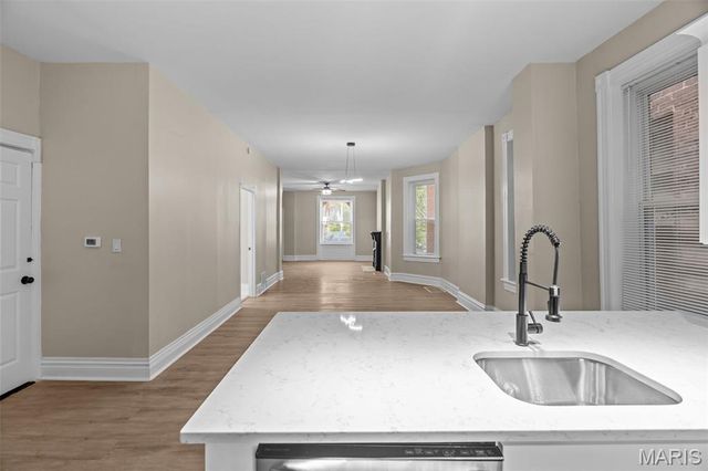 3325 Minnesota Avenue, St Louis, MO 63118