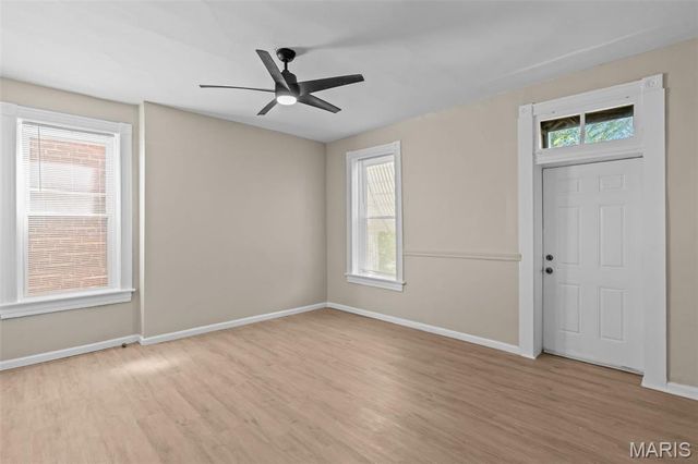 3325 Minnesota Avenue, St Louis, MO 63118