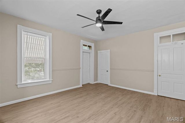 3325 Minnesota Avenue, St Louis, MO 63118