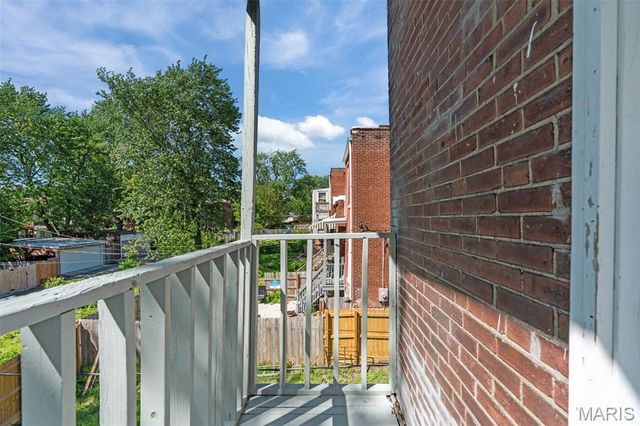 3325 Minnesota Avenue, St Louis, MO 63118