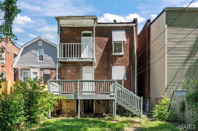 3325 Minnesota Avenue, St Louis, MO 63118