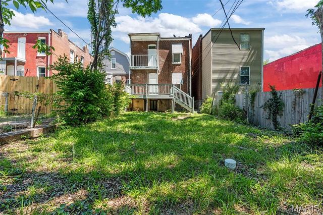 3325 Minnesota Avenue, St Louis, MO 63118