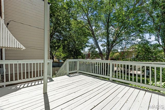 3325 Minnesota Avenue, St Louis, MO 63118